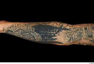 Claudio forearm nude tattoo 0002.jpg